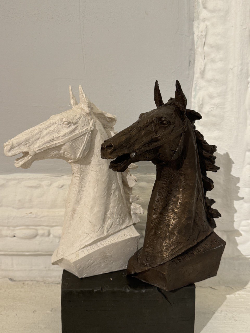 Скульптура «Конь»
